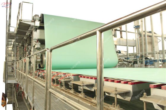 180gsm corrugou a máquina perfurada 350m da fatura de papel do rolo/Min Recycled Waste