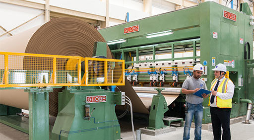 Linha de produção máquina do papel de embalagem da eficiência elevada 5200mm com 8 - 10ton/Day