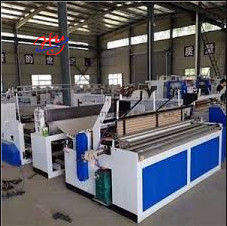 Rewinders Máquina de fabricação de papel higiénico Automática de alta velocidade Industrial de corte de rolos